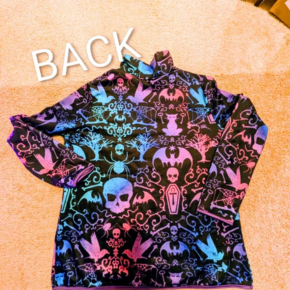 Halloween 👻 Colorful Skull and Bat Patterned Pullover - Picture 4 of 5